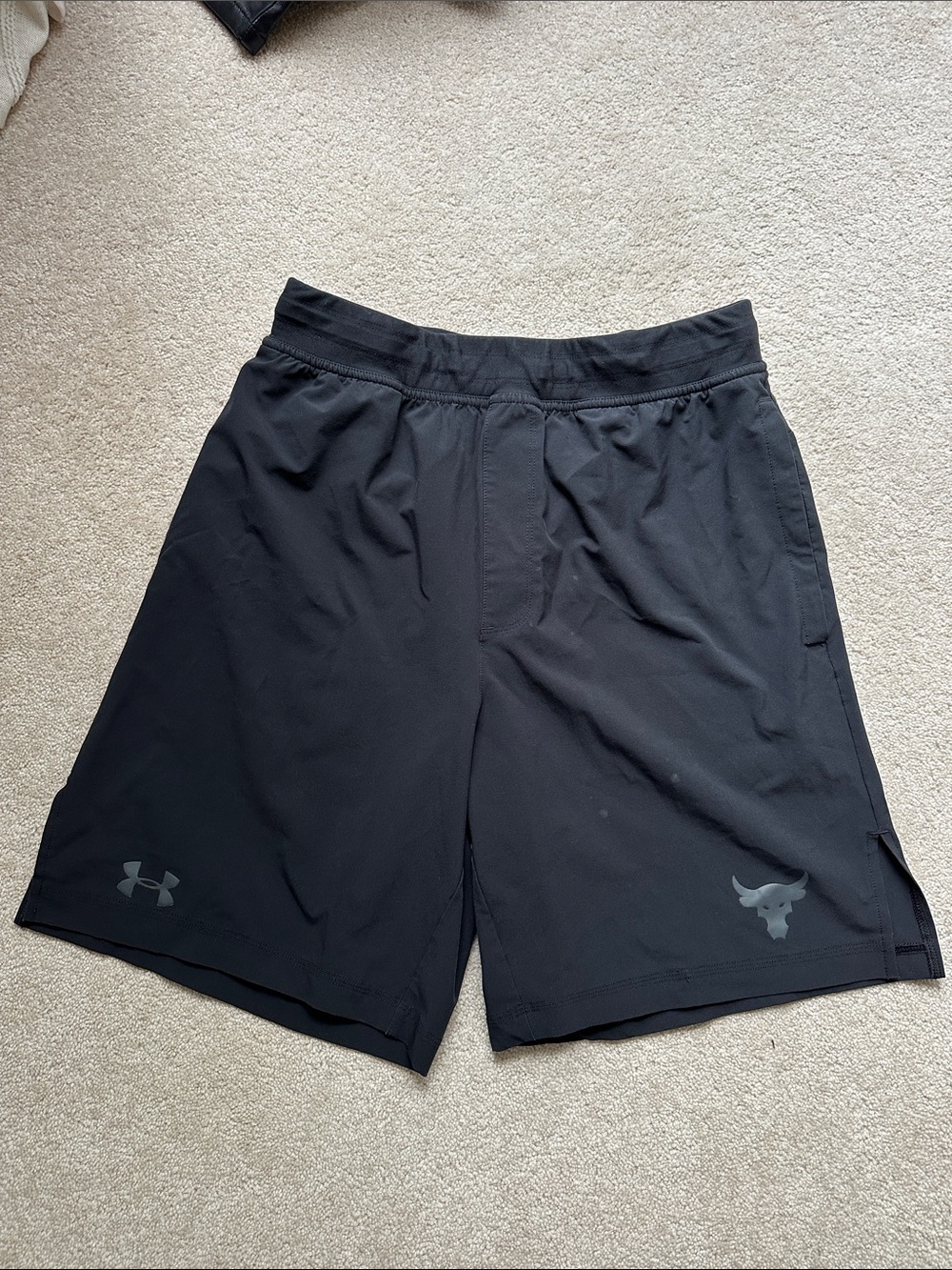 Under Armour Men’s Black Athletic Training Shorts Heat Gear